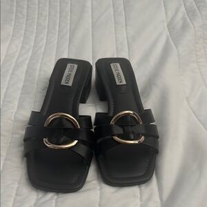 Steve Madden Black Slide Sandals Minimalist Design